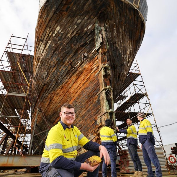 Lo-Res. ASC APPRENTCES AT THE ADELAIDE CITY CLIPPER-18